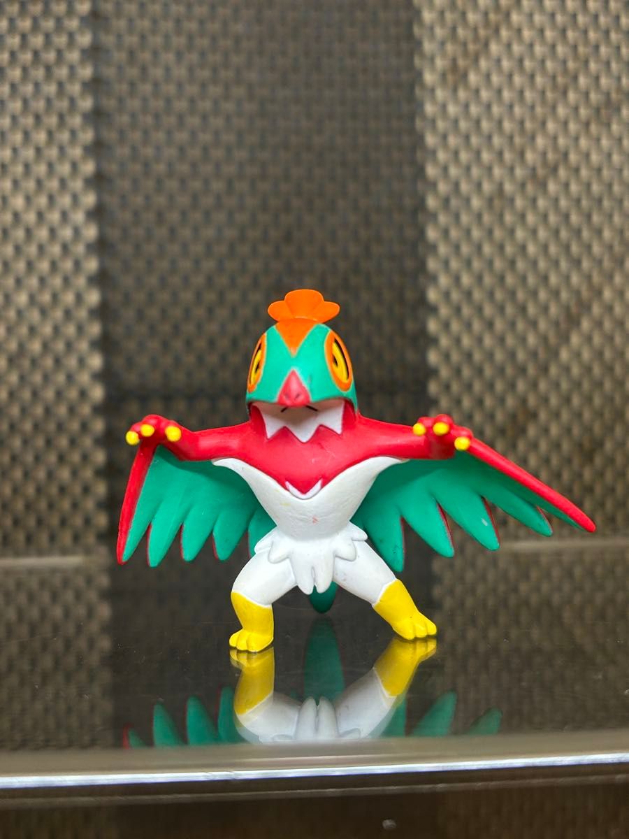 宝可梦 捕虫收集 鲁查布尔 玩偶 TOMY