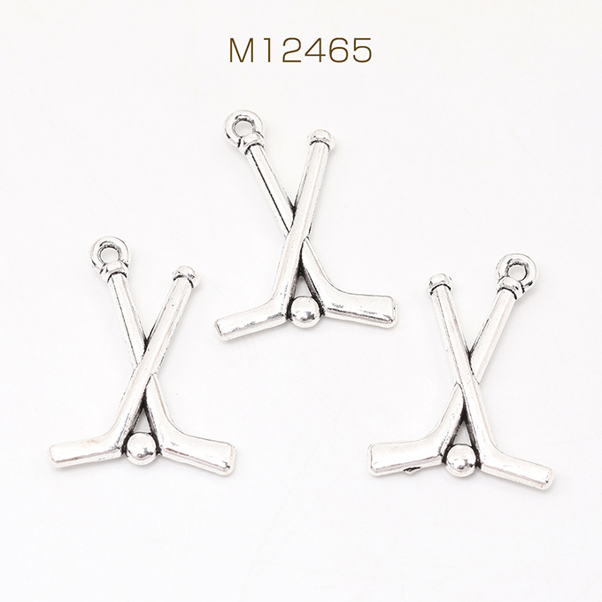 M12465 30个 银古美吊饰 复古银色 金属吊饰 运动主题吊饰 冰球杆 带环 3X (10件)