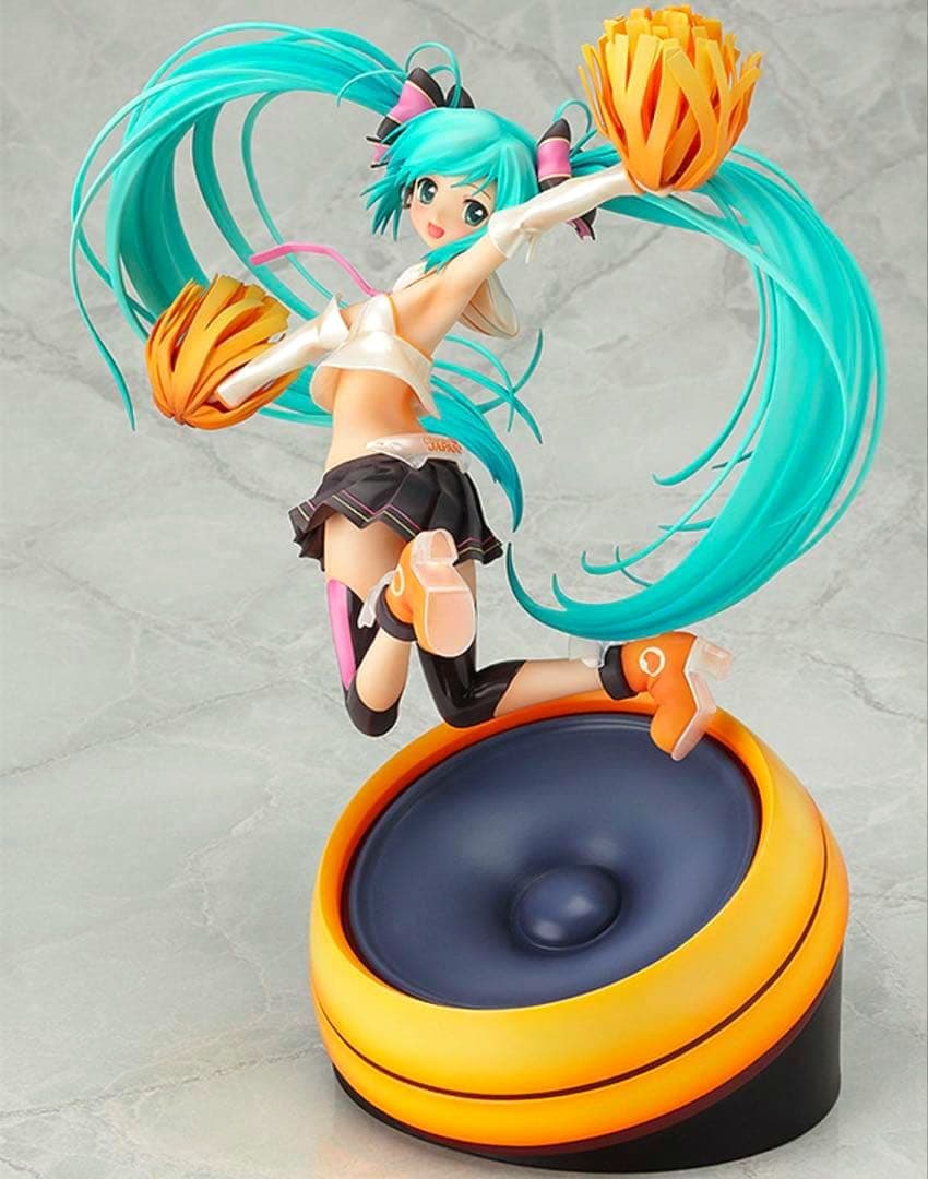 Gutsman Hatsune Miku Cheerful Ver. 1/8 Figure