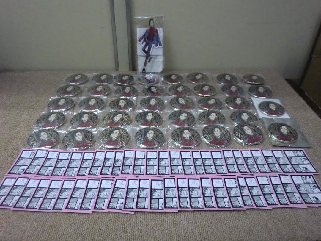 【Used | Tokyo Revengers Kuichi Kai Badge, Sticker, Acrylic Stand Large Set
