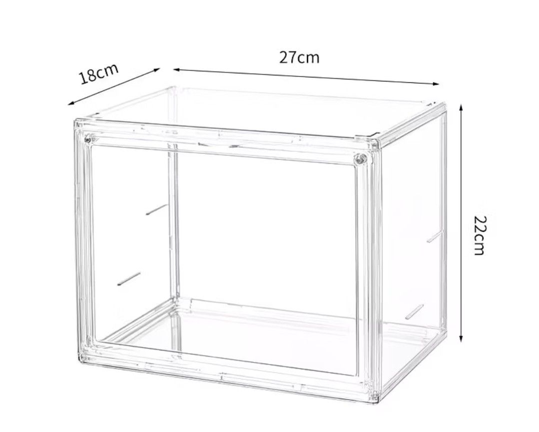 Acrylic Figure Case, Transparent Display Case, 27x18x22cm