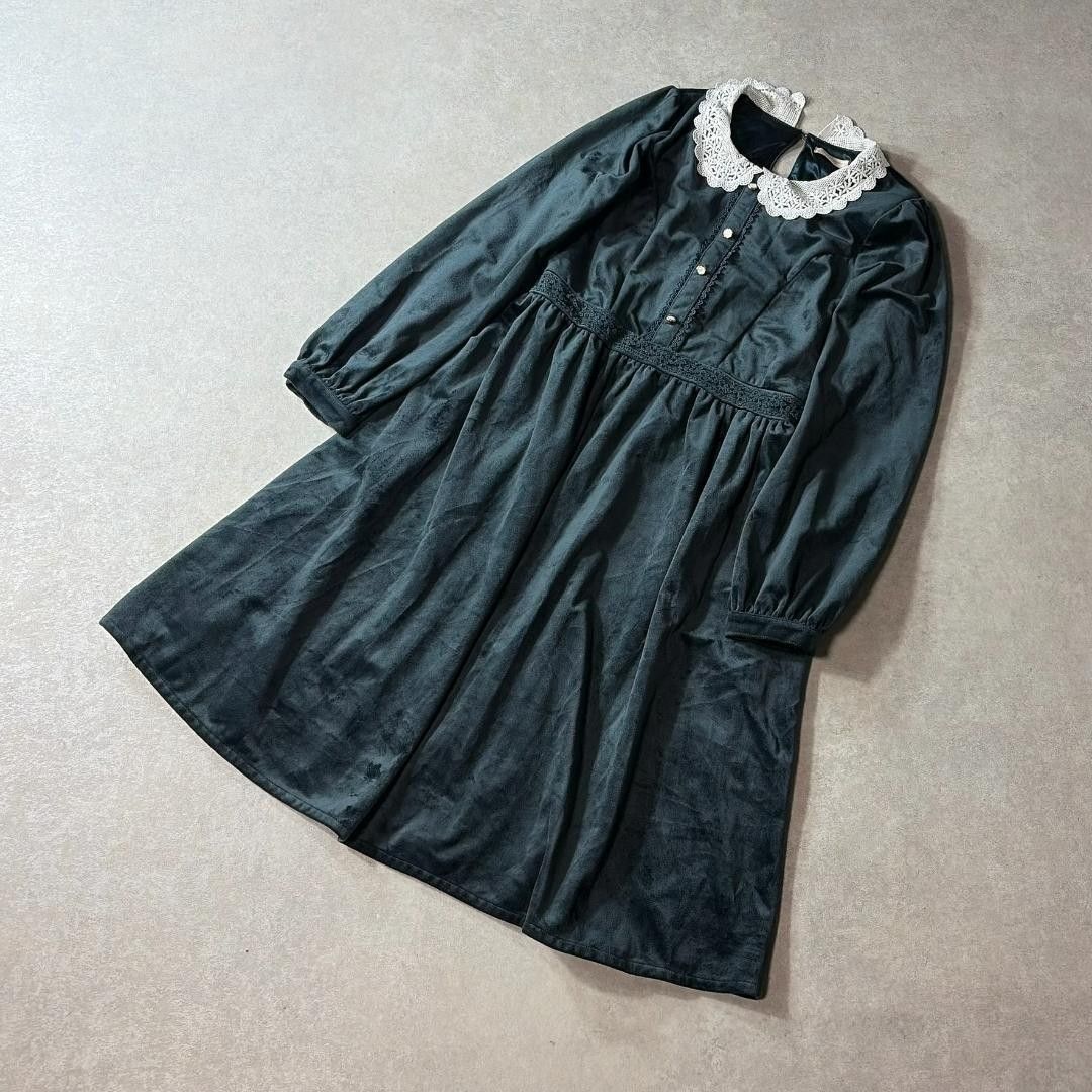 女士POETIQUE蕾丝领天鹅绒连衣裙 深绿色