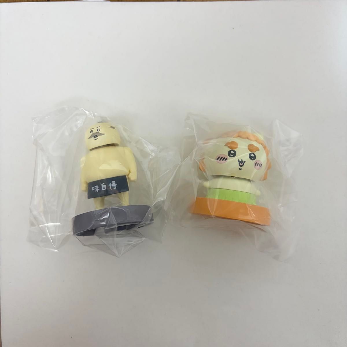 吉伊卡哇 摇摆头部手办 2 两入套装 岛二郎 石狮子