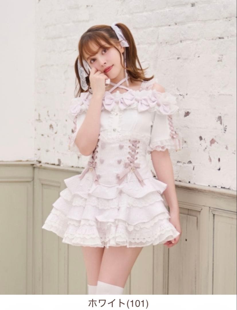 LIZLISA 里兹丽萨 格纹缎带荷叶边露肩上衣 白色