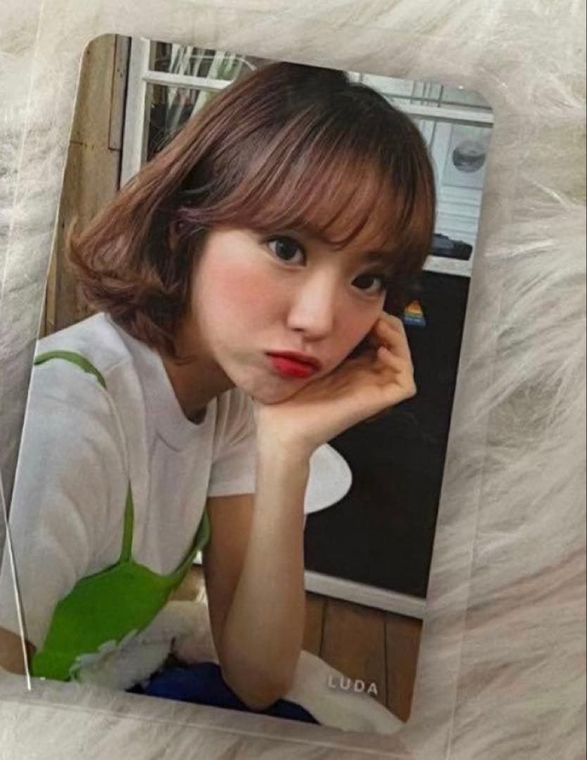 WJSN 宇宙少女 鲁达 LUDA 小卡