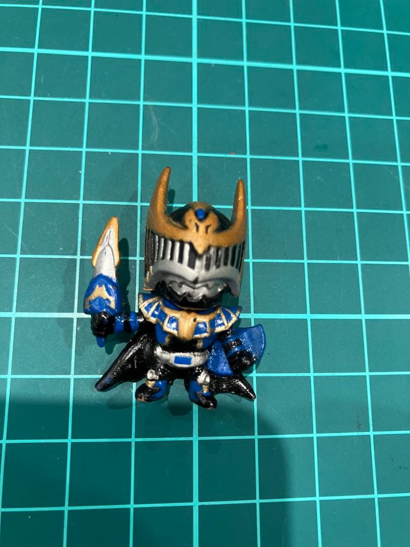 Kamen Rider Night Survive Mini Figure Finger Puppet