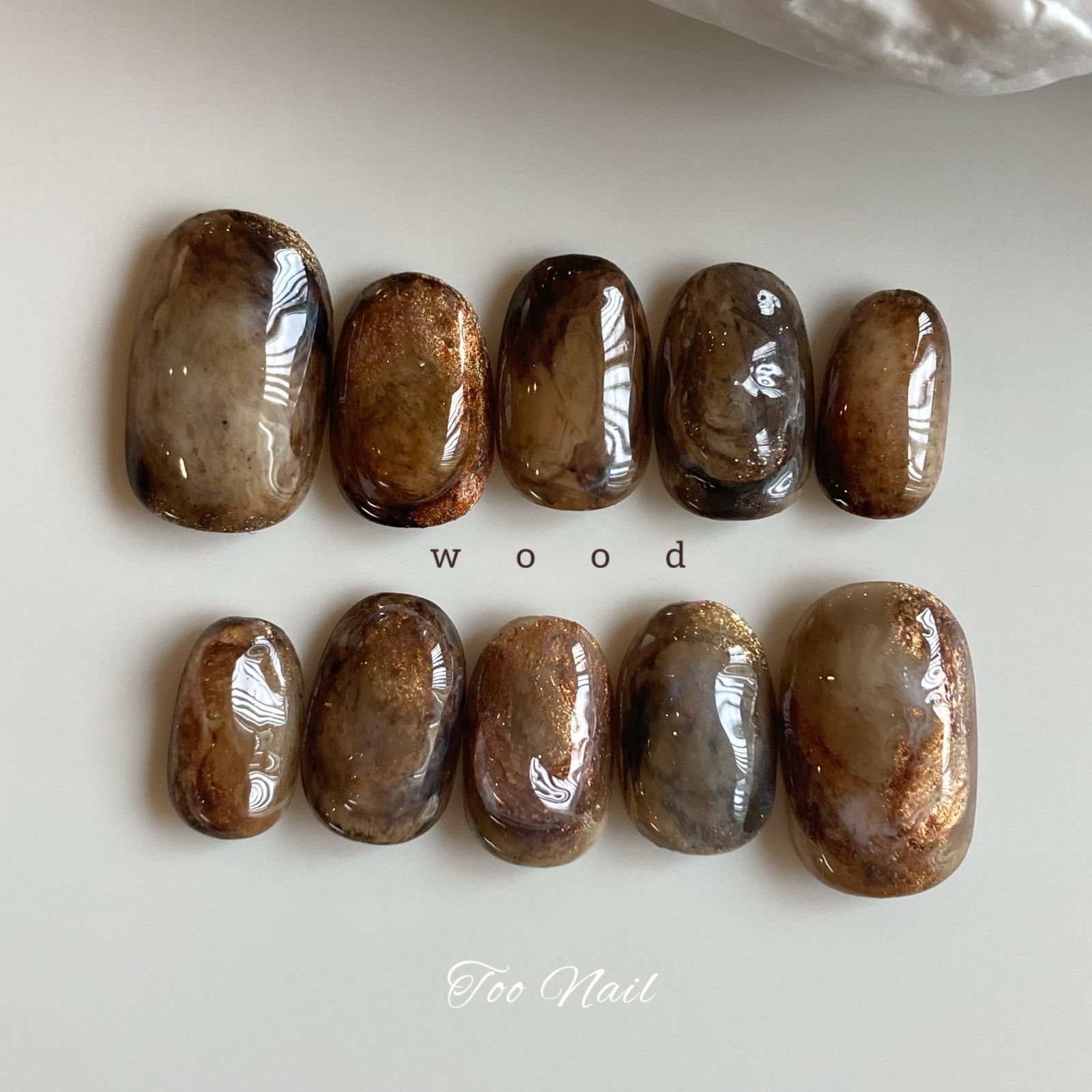 wood brown nuance nail tip