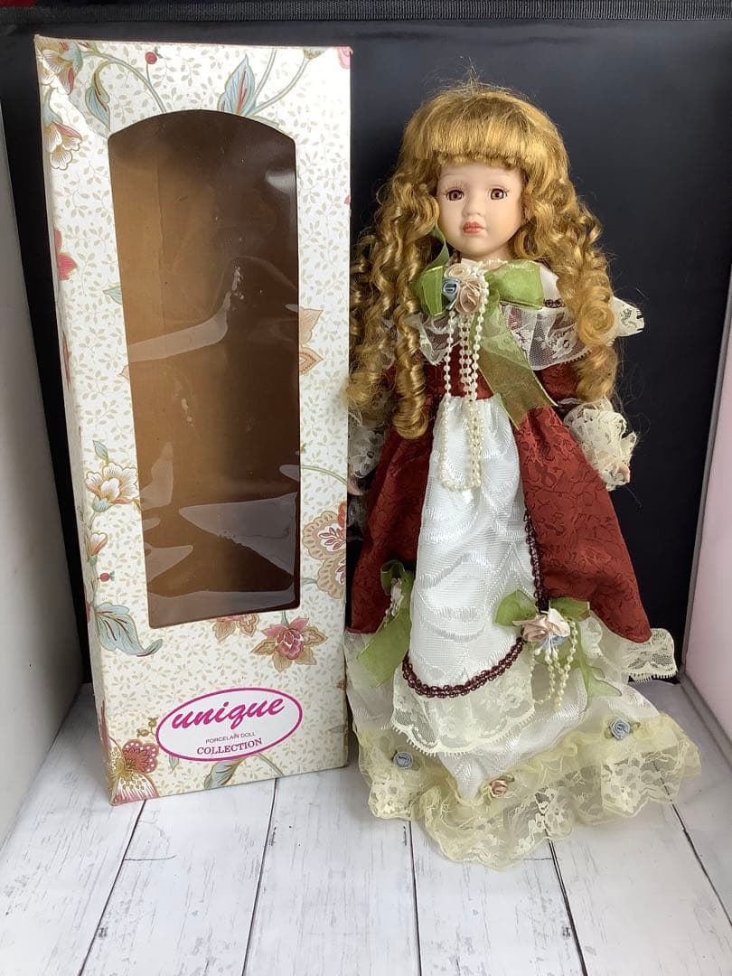 UniQue Collection Unique Collection 法国娃娃 高约44cm