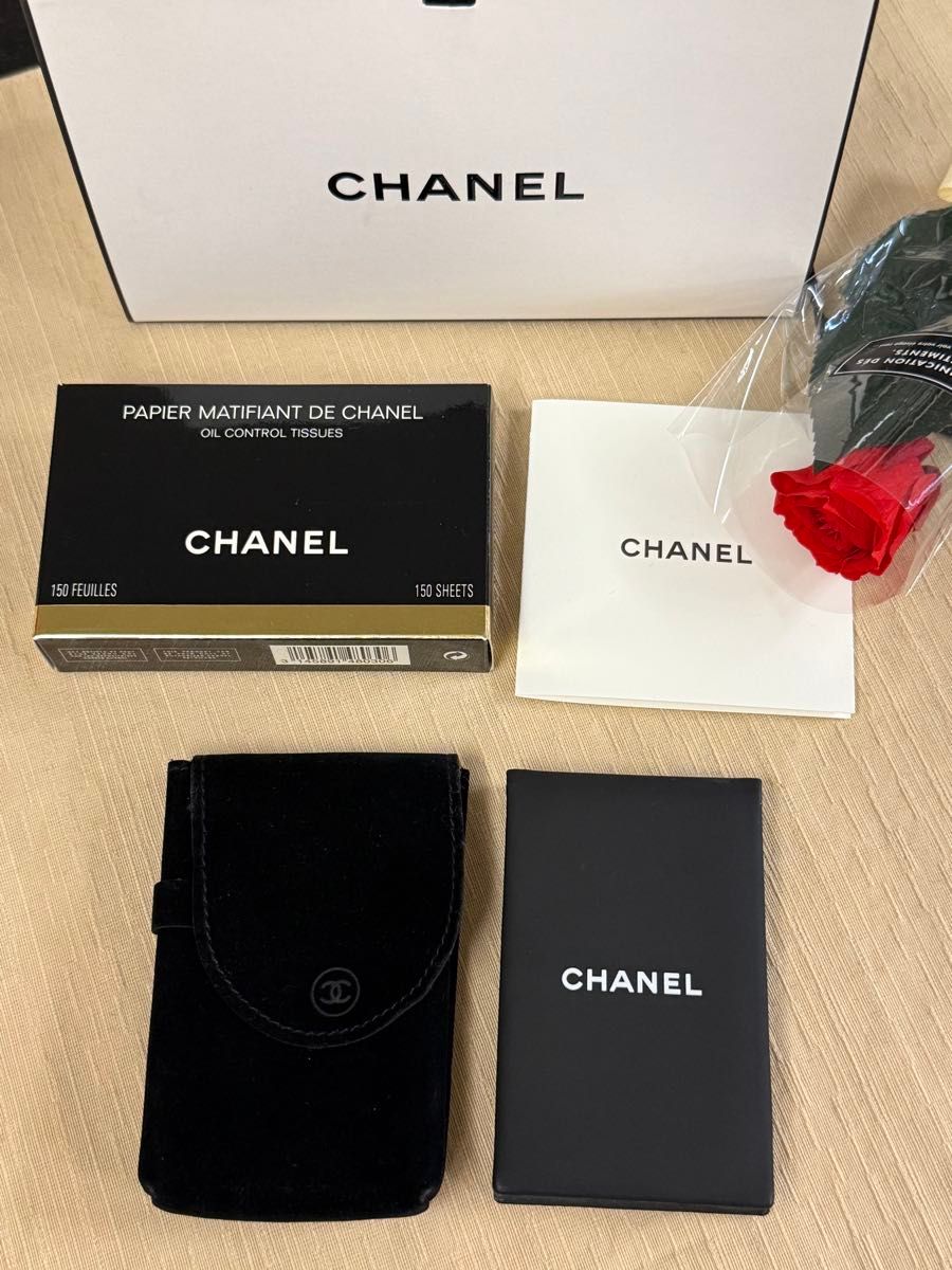 【未使用新品】有香奈儿油控制纸巾带镜子的箱子CHANEL吸油纸香奈儿小型镜子
