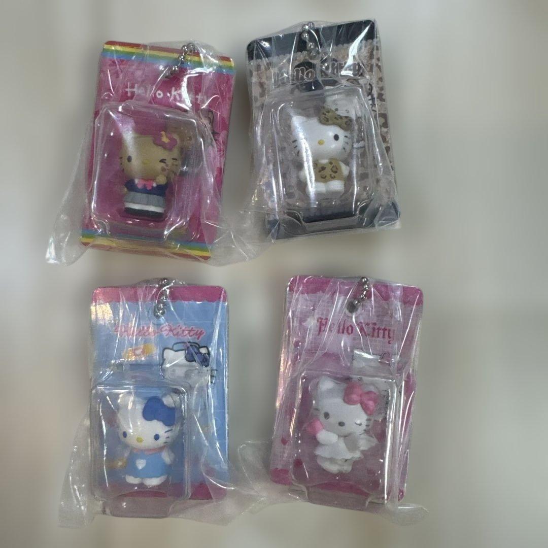 Hello Kitty Package Charm 4-Piece Set