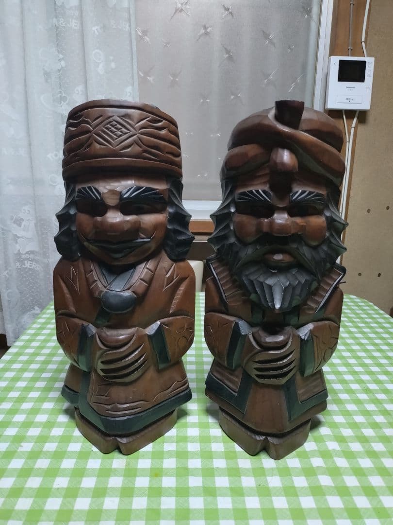 Hokkaido Folk Art Ainu Wood Carved Figurines Pair Set of 2 40cm Ekashi