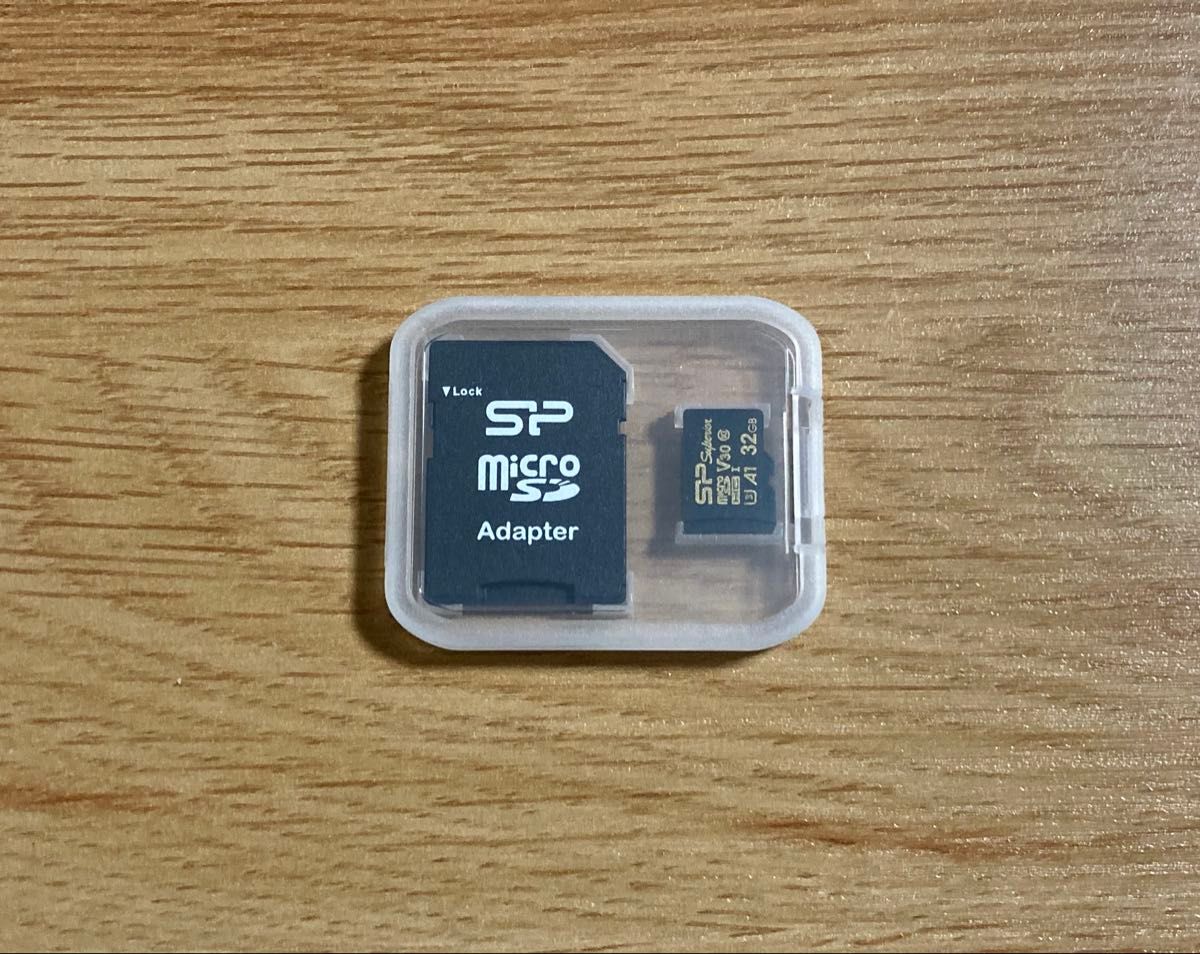 シリコンパワー　microSDカード 32GB SD変換アダプター付き