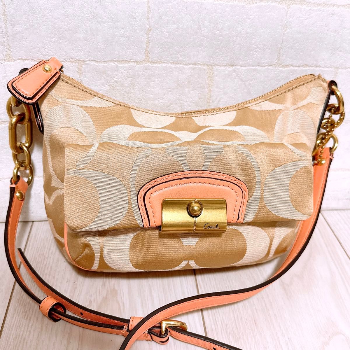 『极品』 COACH (Coach) 肩背包 签名款