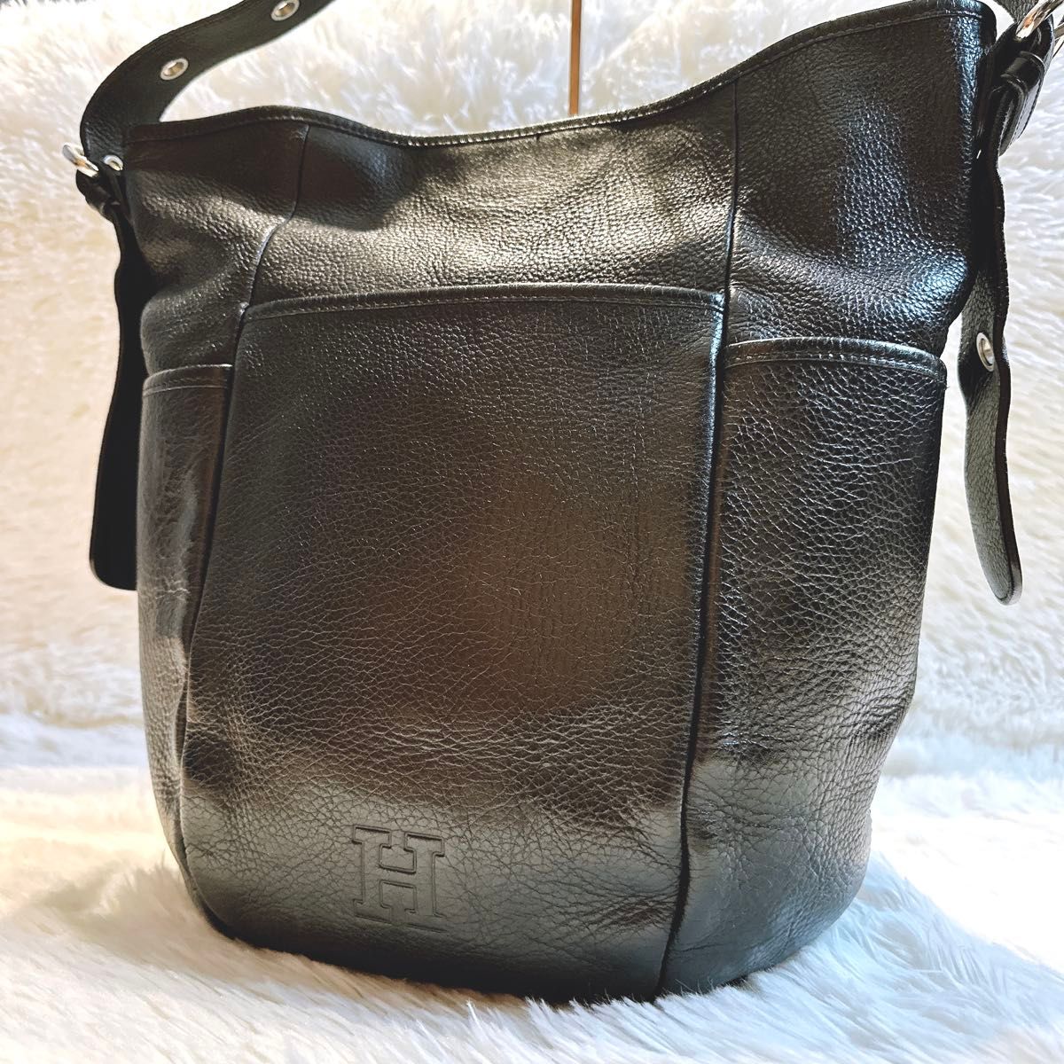 Hirofu Shoulder Bag, Bucket Style, Grainy Leather, Black, Large Capacity, Rare Item