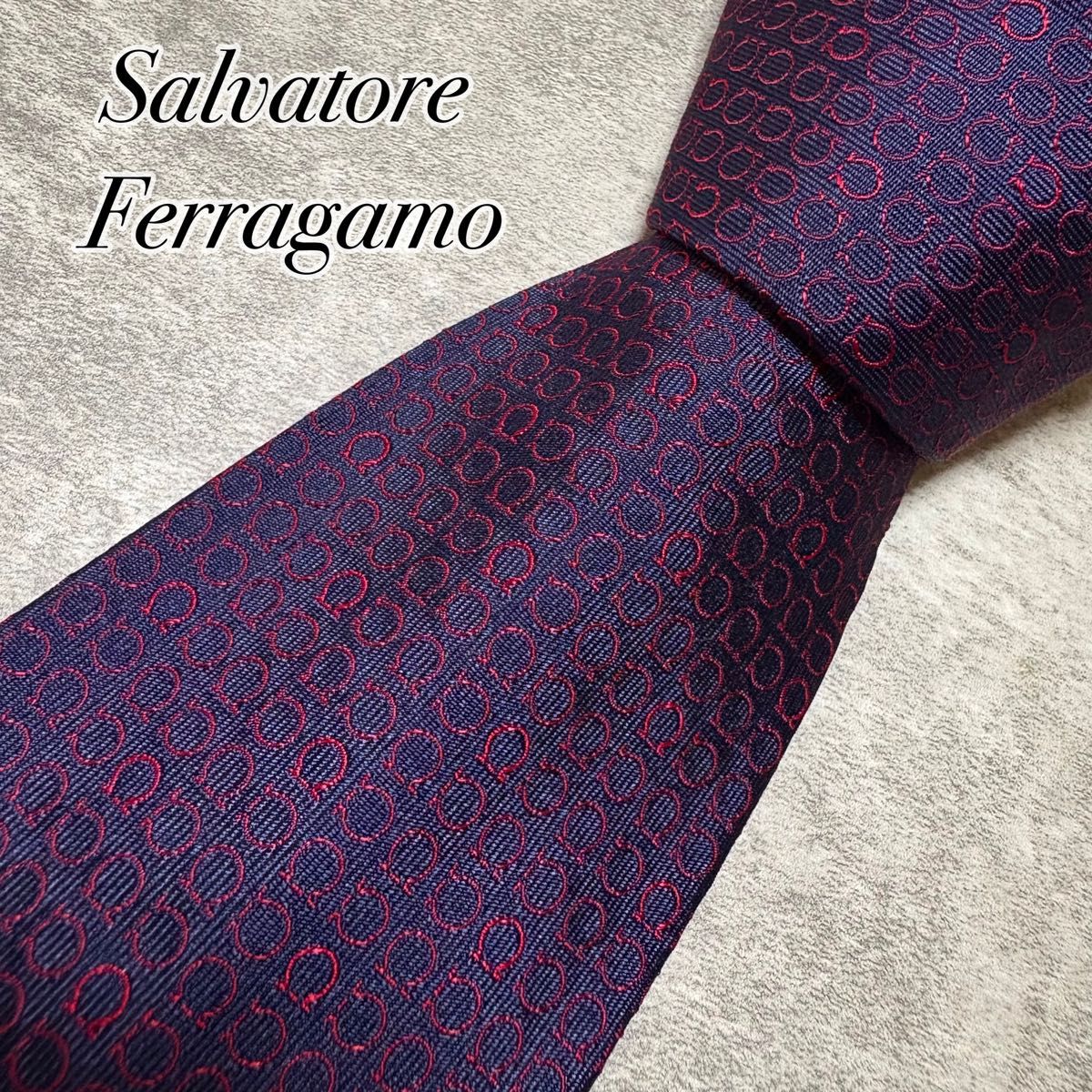 【近乎全新】Salvatore Ferragamo 萨尔瓦托·费拉加莫 领带 Gancini 光泽感 海军蓝 红色