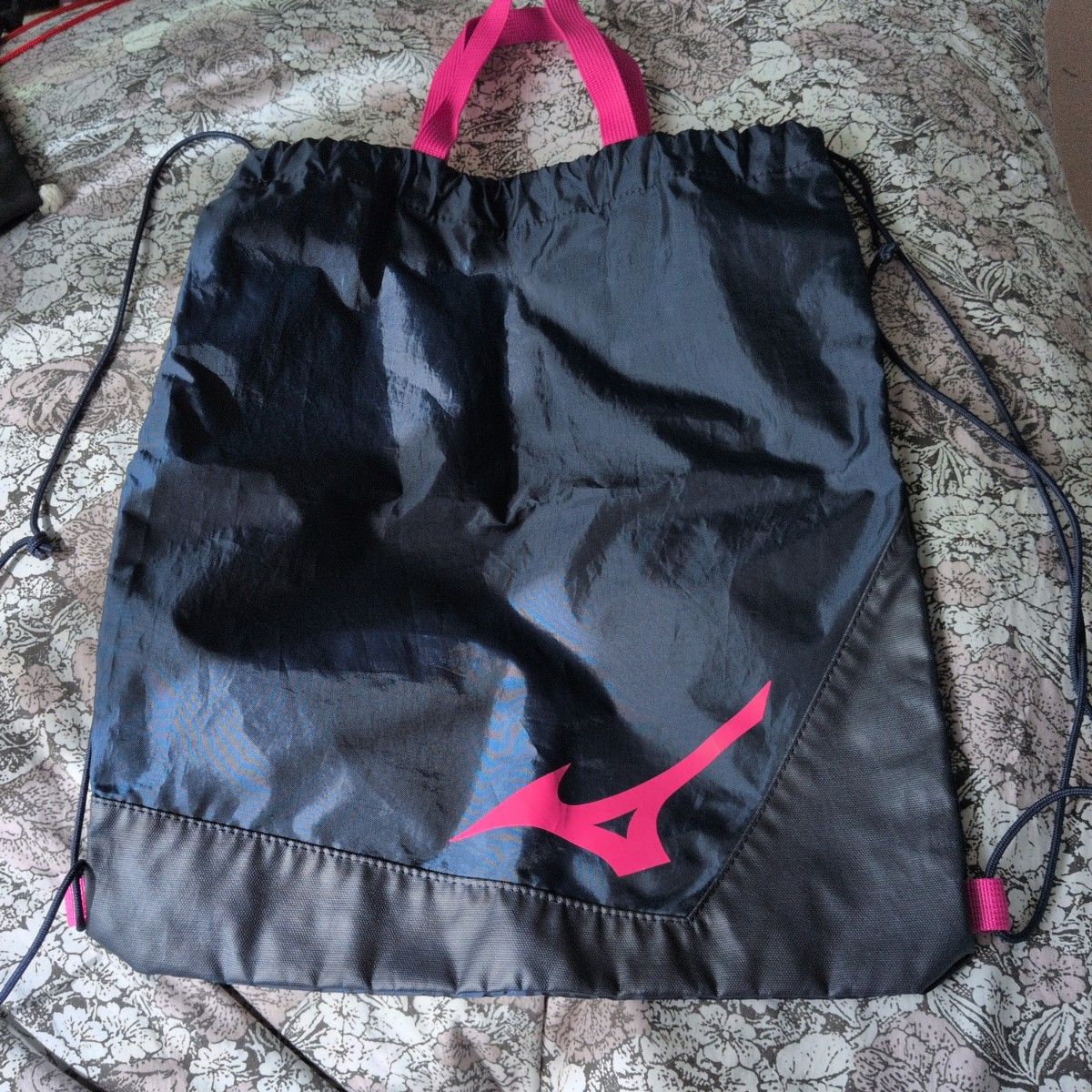 MIZUNO Mizuno Drawstring Bag, Black x Pink, Sports Bag