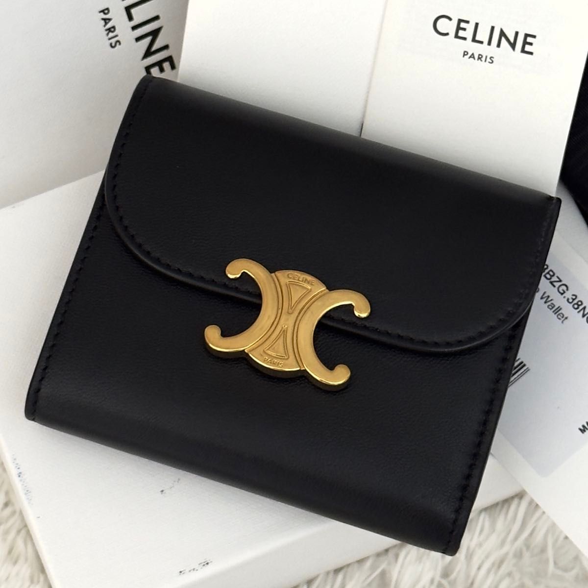 ☆Excellent condition☆ Comes with accessories CELINE Celine Triomphe Compact Wallet, Black with Gold Hardware