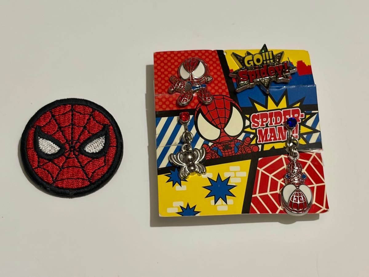 スパイダーマン ピンバッジ イヤリング MARVEL 未使用