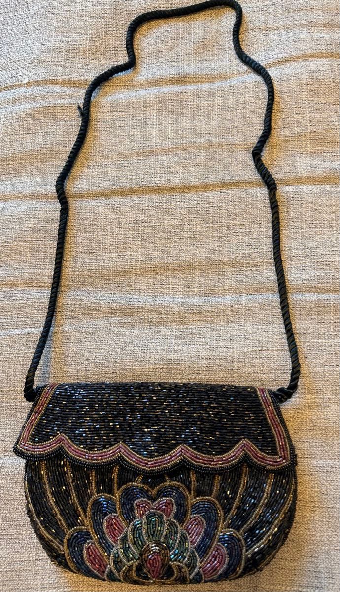 ビーズバッグ ショルダーバッグ 花柄刺繍 ブラック パーティーバッグ