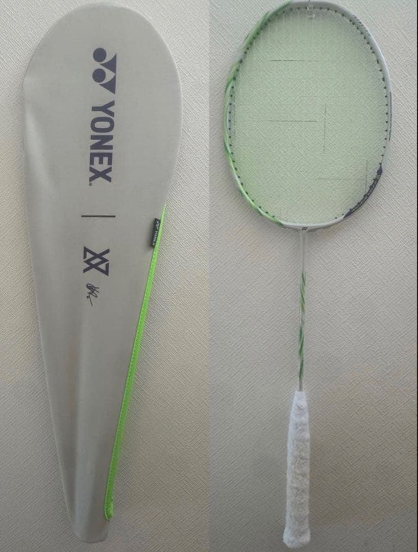 YONEX ASTROX 100ZZ 4U5