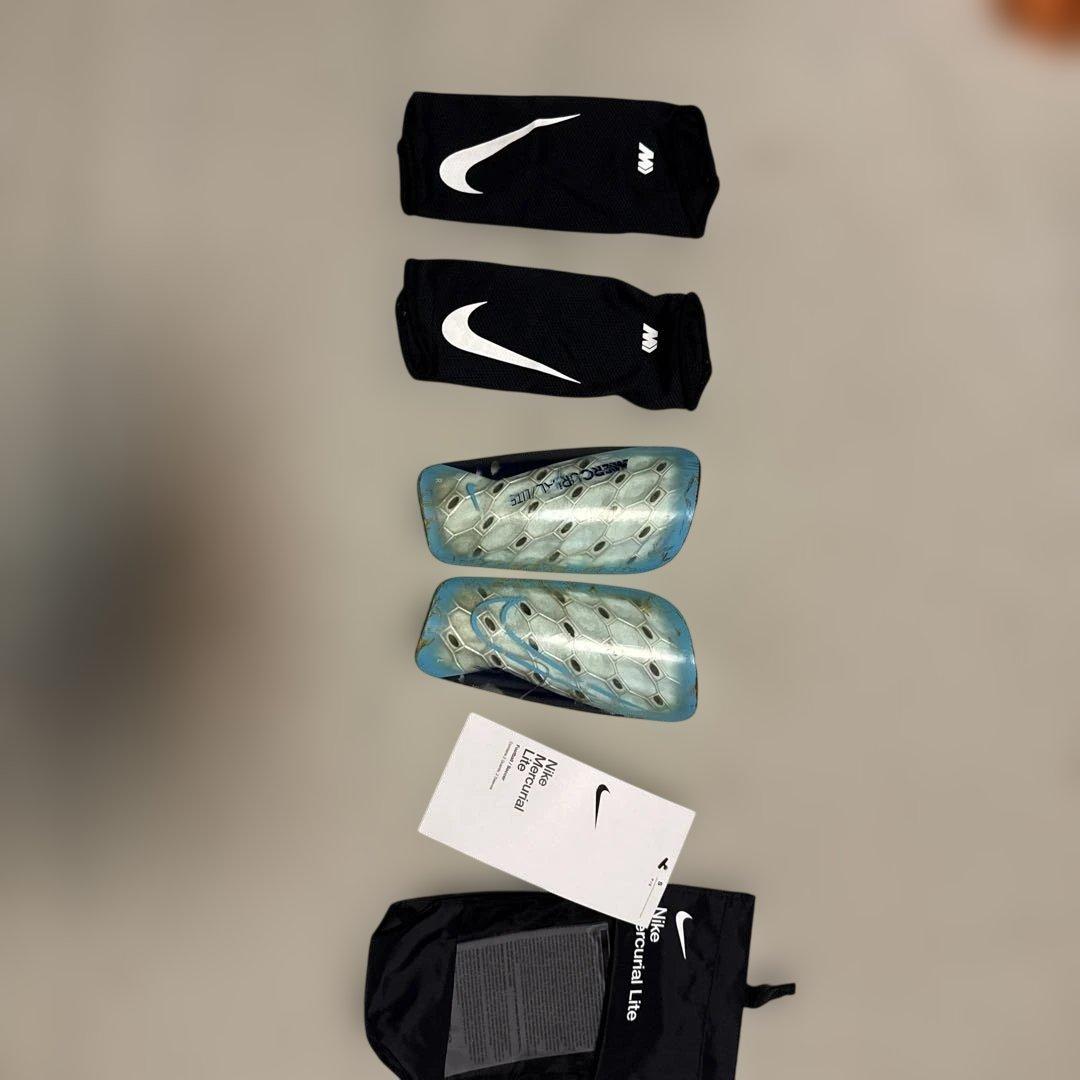 Nike Mercurial Lite 护腿板 S码