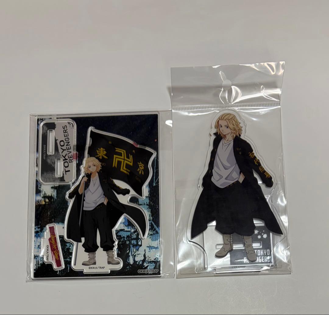Tokyo Revengers Manjiro Sano Acrylic Stand 2-Piece Set