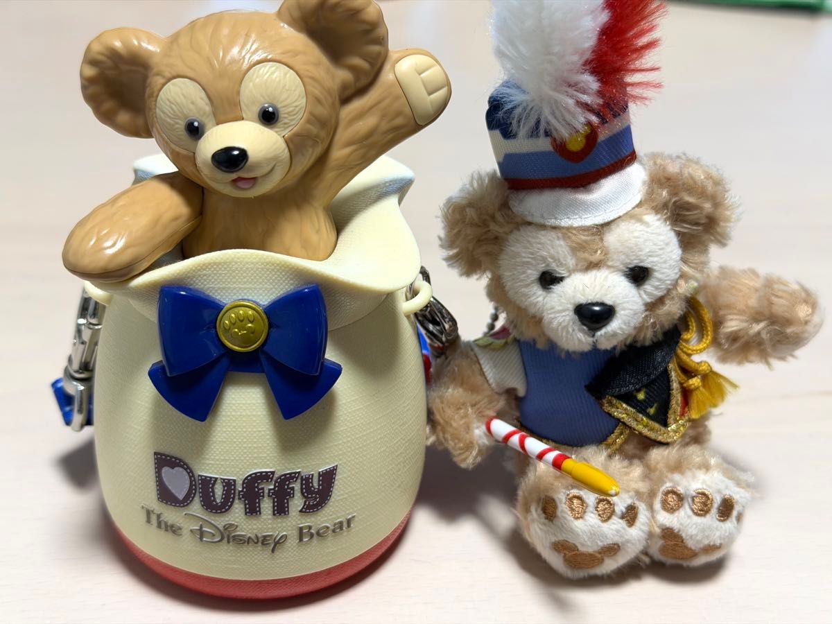 Duffy Candy Case & Mascot Keychain 2-Piece Set