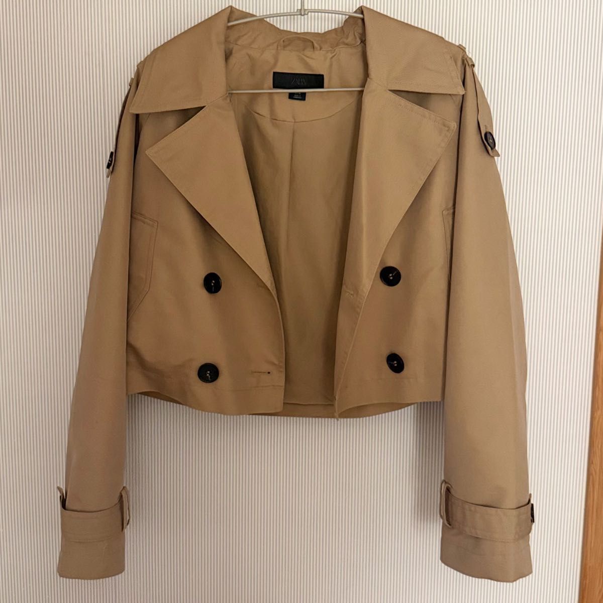 ZARA 扎拉 短款风衣 米色 双排扣