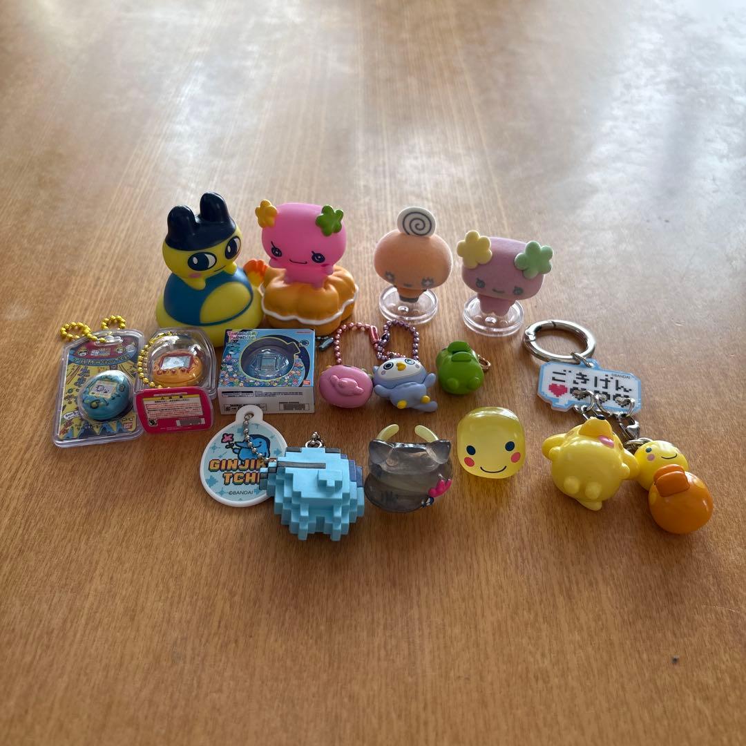 Tamagotchi Miniature Figure Charm Lot