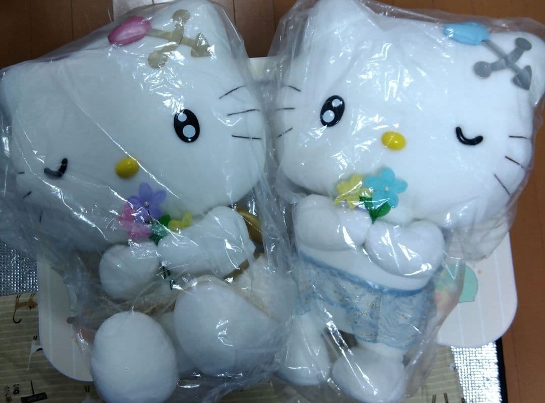 Hello kitty丘比特毛绒玩具2体套装