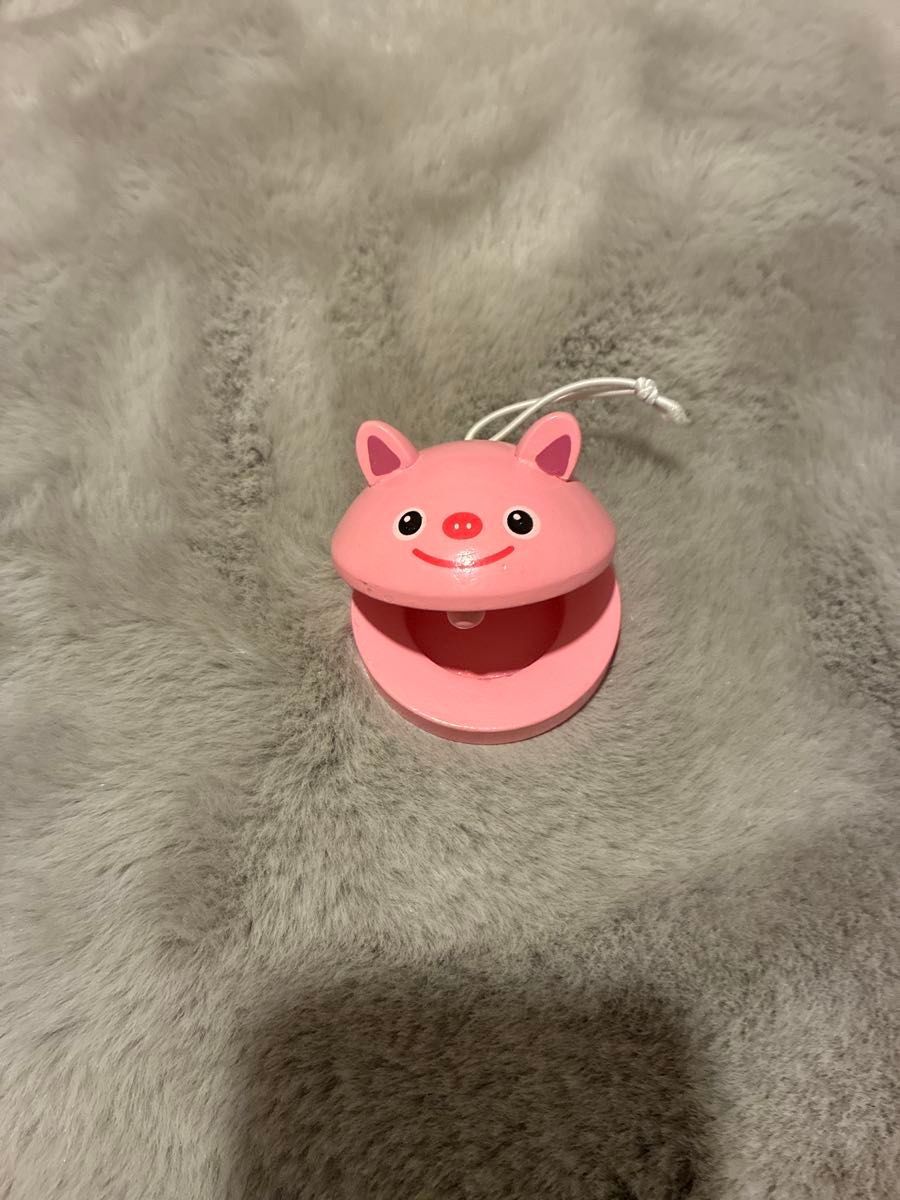 ぶたのカスタネット