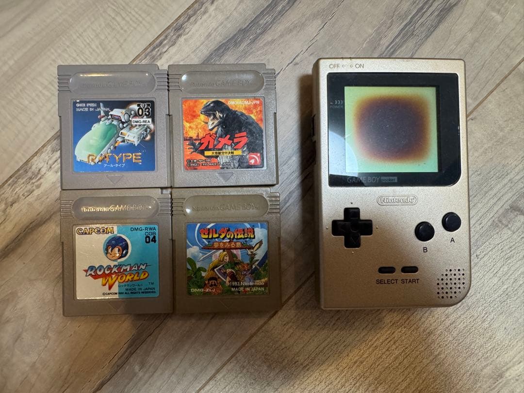 任天堂 Game Boy Pocket 主机 附4款游戏软件套装