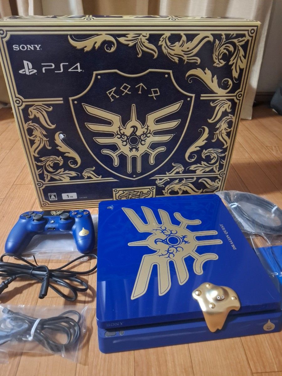 PlayStation4 (主机) 勇者斗恶龙 罗托版 1TB CUHJ-10015 限定商品 附赠赠品