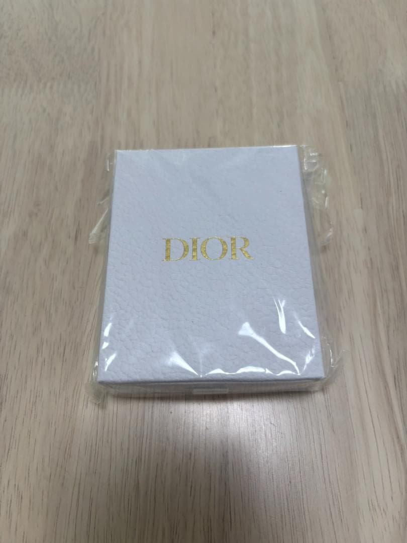 DIOR Gold Phone Charm钥匙圈