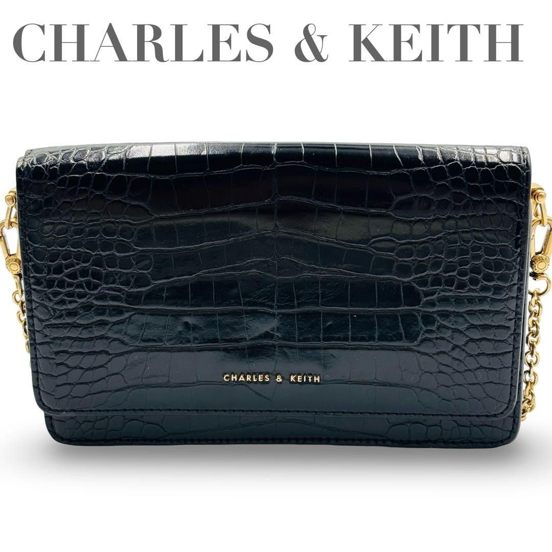 CHARLES & KEITH Charles & Keith Chain Bag Synthetic Leather Black Crocodile-Embossed Mini with Metal Hardware Women’s Mini Shoulder Bag