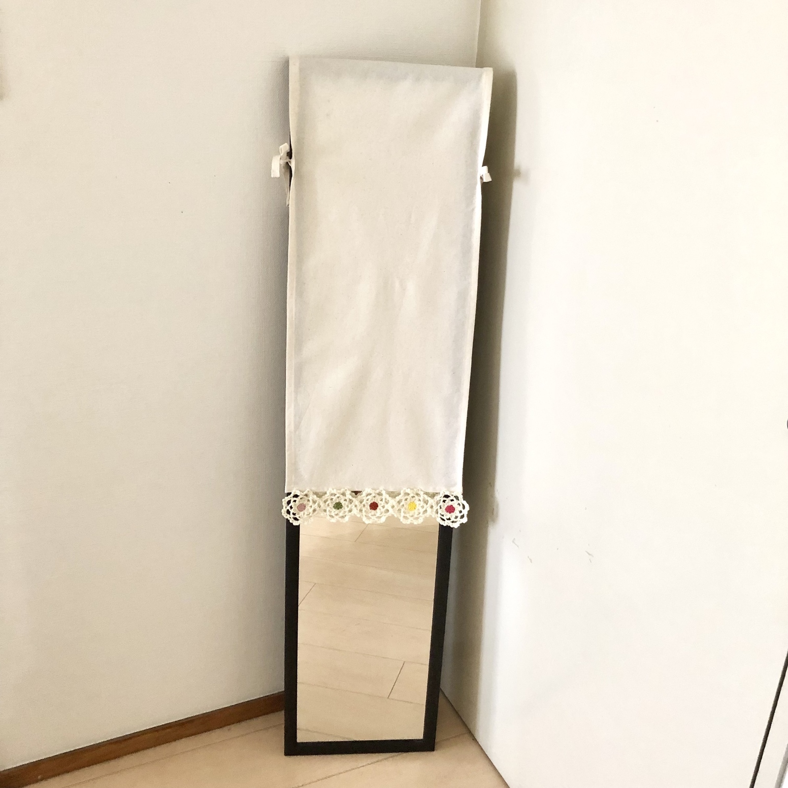 滴糖 ▸◍◂ 彩色花朵图案的镜面保护套