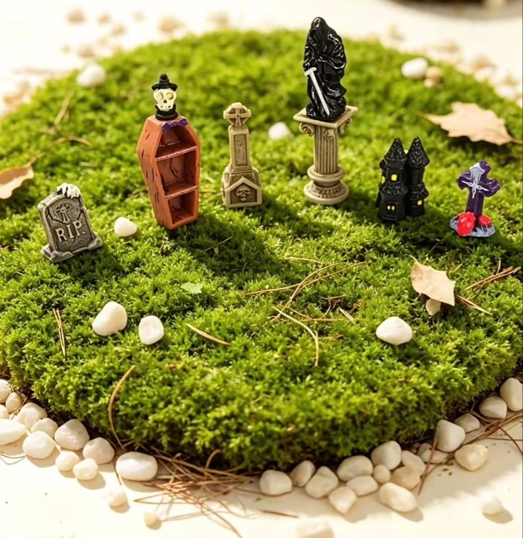 Halloween Miniature Figure Set of 8 for Diorama