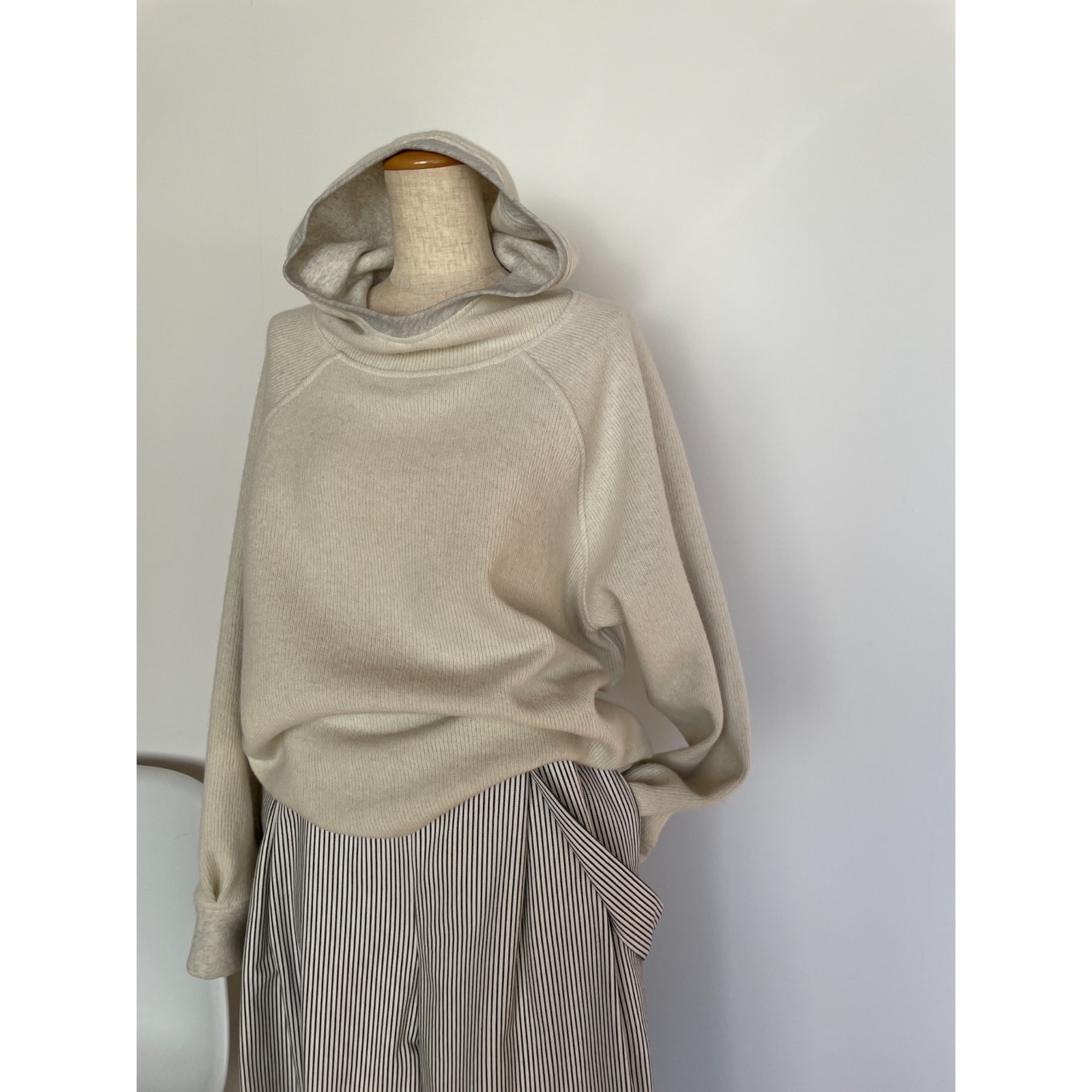 Design KNIT 连帽衫