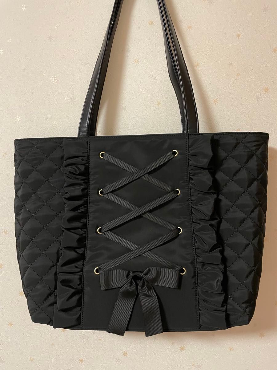 Shimamura Aoki Misako Collaboration Lace-Up Quilted Tote Bag Black