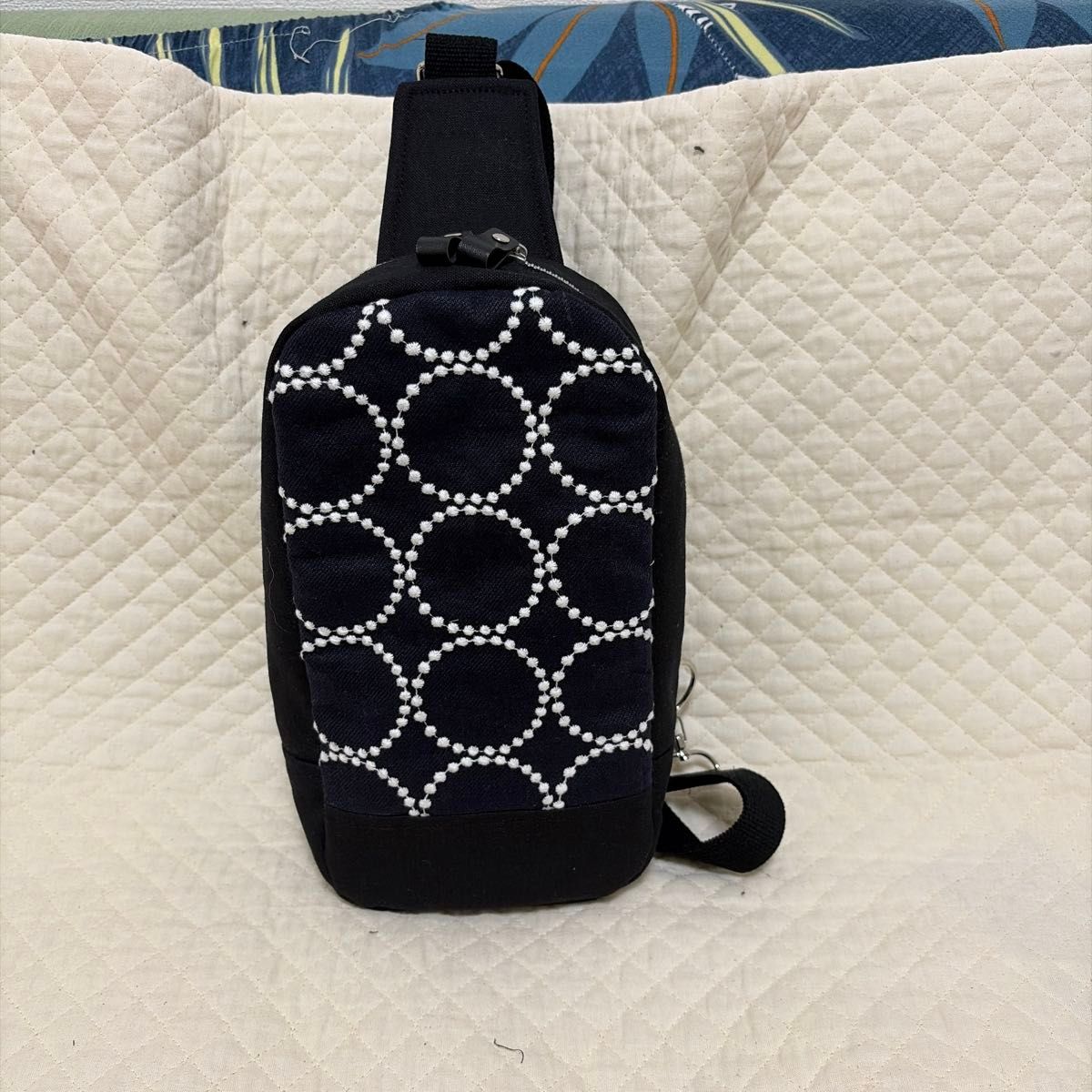 minä perhonen 手工 BOX型斜挎包 Tambourine Navy