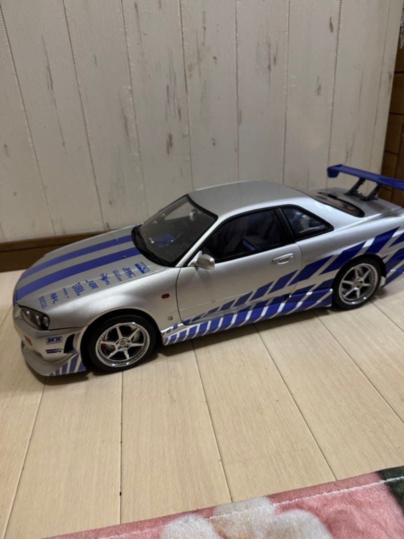 Diagostini 1/8 Fast and Furious GT-R R34