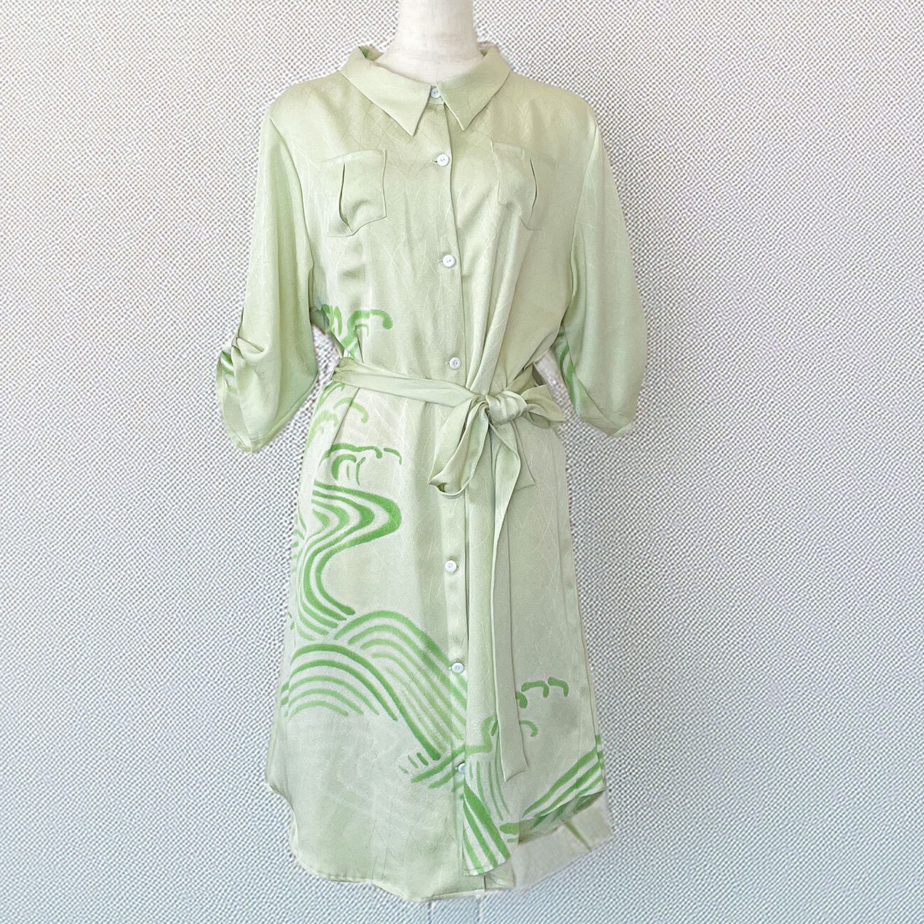 衬衫连衣裙/长款开衫【和服改造】黄绿色 * 波浪纹 * 柔和色调 / 真丝单件