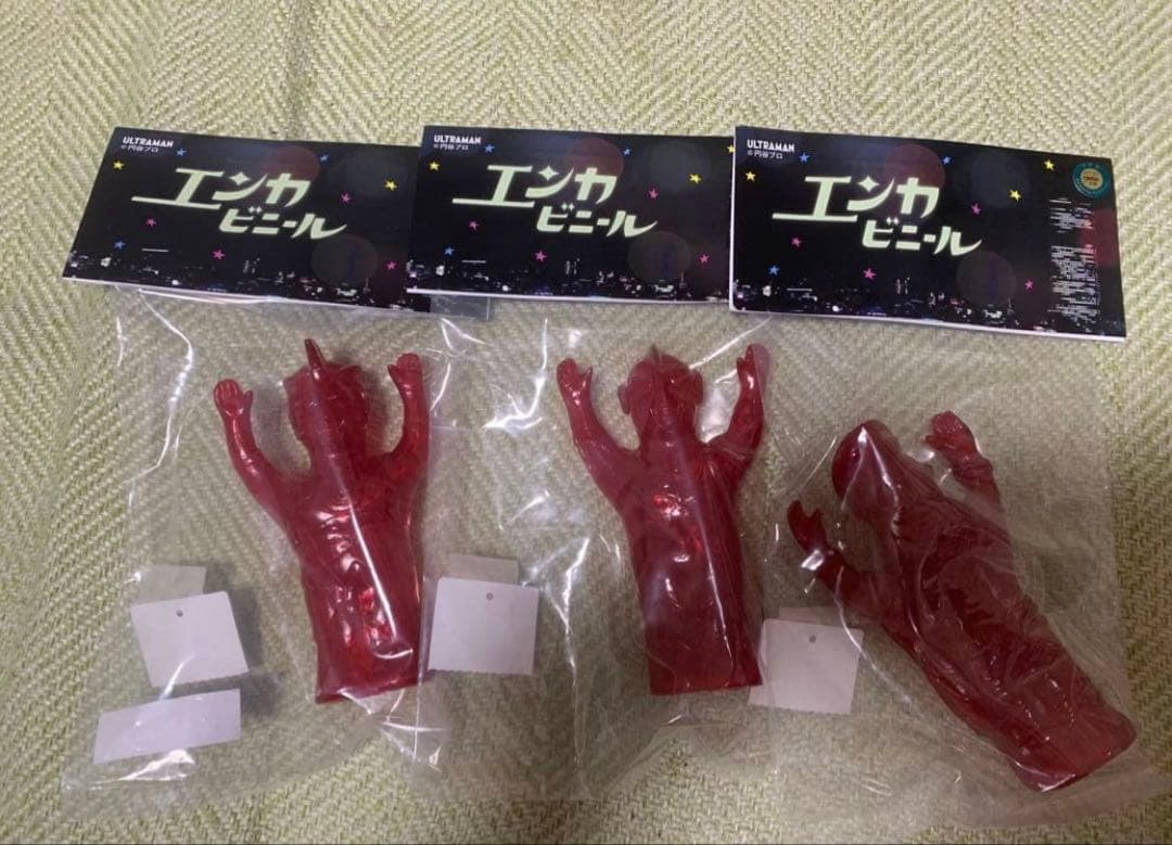 Enkavinyl エンカビニール 阪急うめだ GAAAT ウルトマン ソフビ