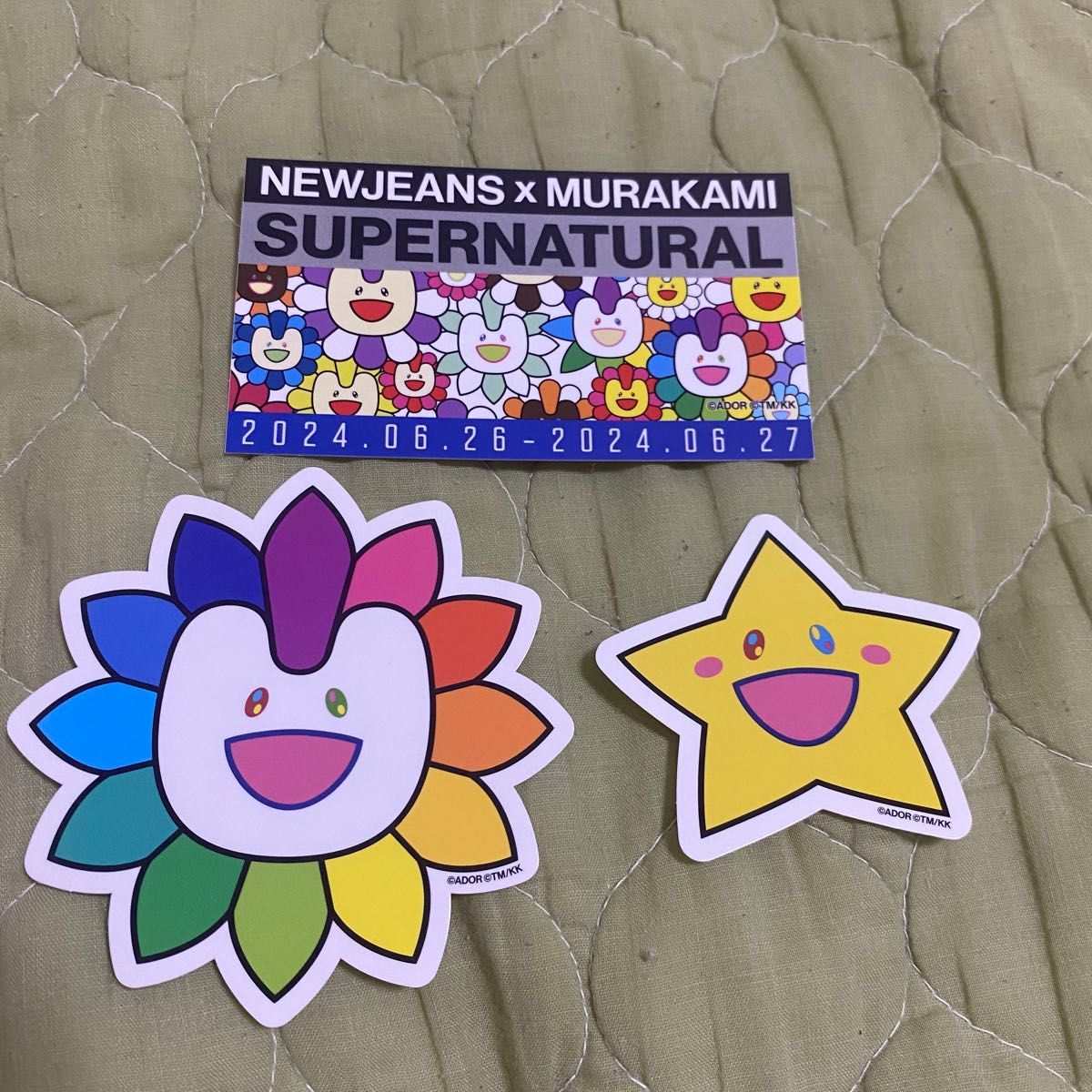 NewJeans x 村上隆 SUPERNATURAL 贴纸3种套装