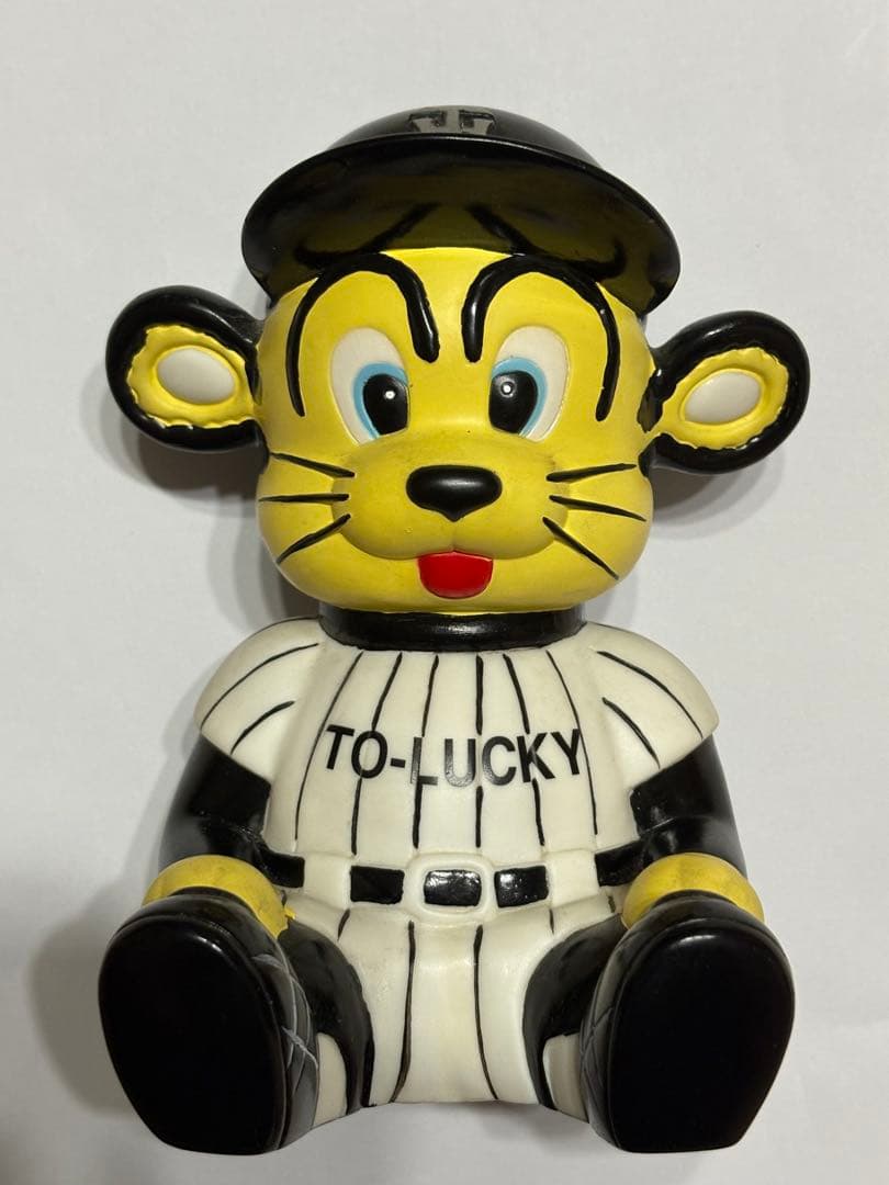Hanshin Tigers TO-LUCKY Trucky Baseball Player-Style Piggy Bank Figure