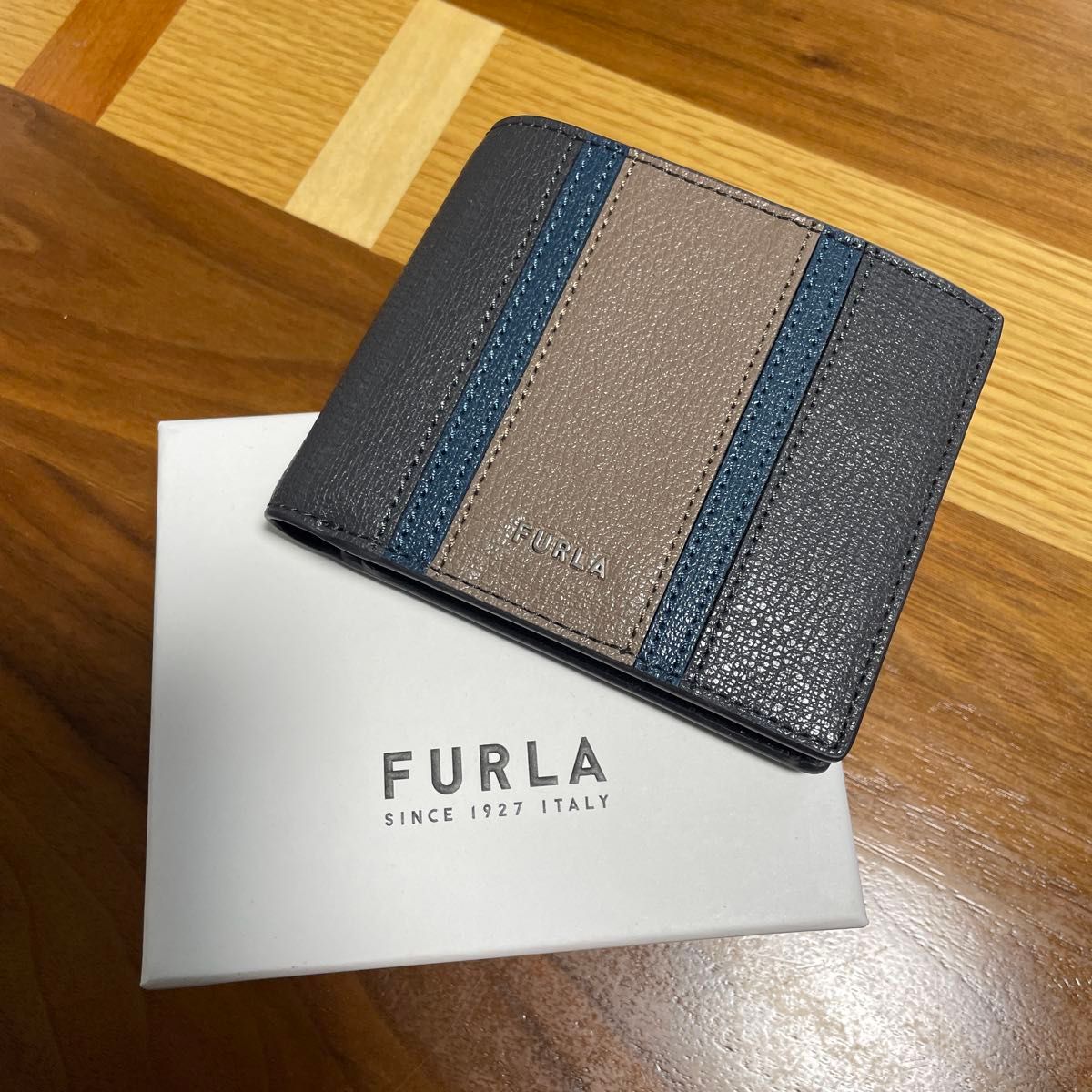 FURLA 弗拉 二折钱包 男士 多色 皮革 带盒 全新·未使用