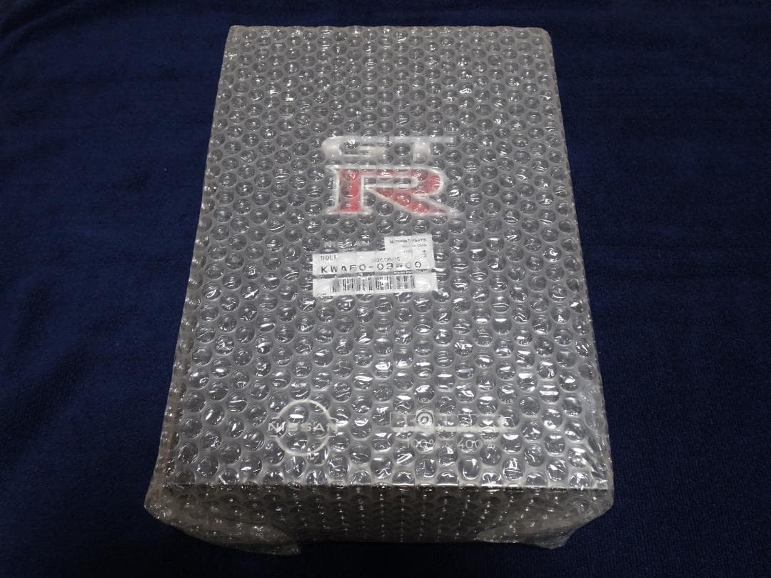 全新未拆封 日产 GT-R BE@RBRICK 100% & 400% 2026