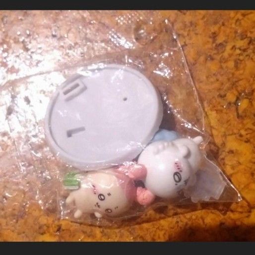 Momonga Used Bookstore Figure Character Surprise Chiikawa Crab-chan