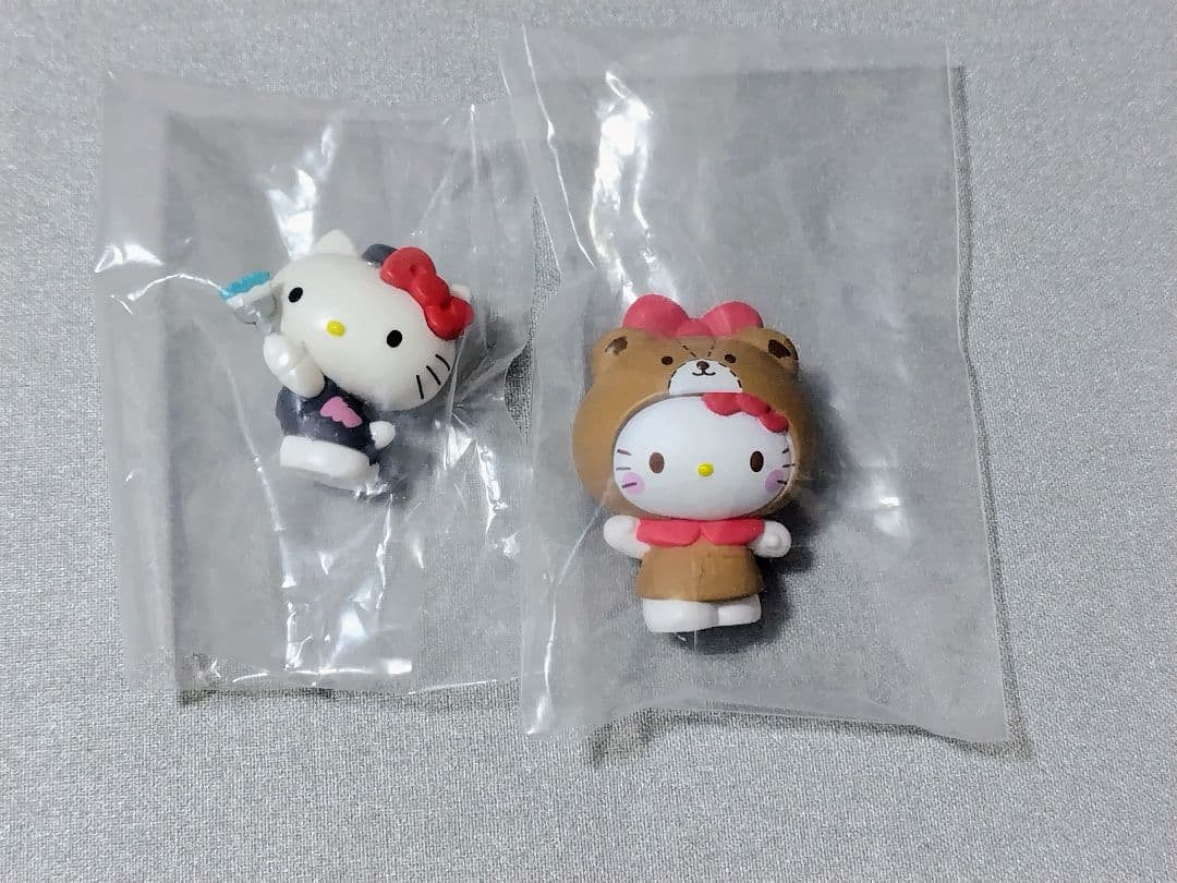 Hello Kitty Mini Figure 2-Piece Set