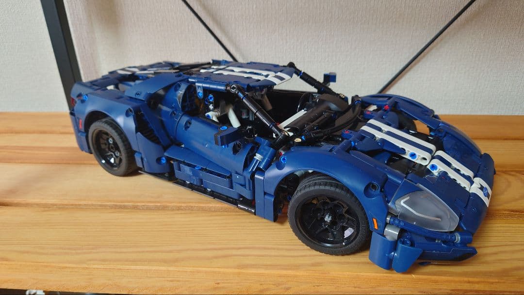 LEGO Technic Ford GT 42154